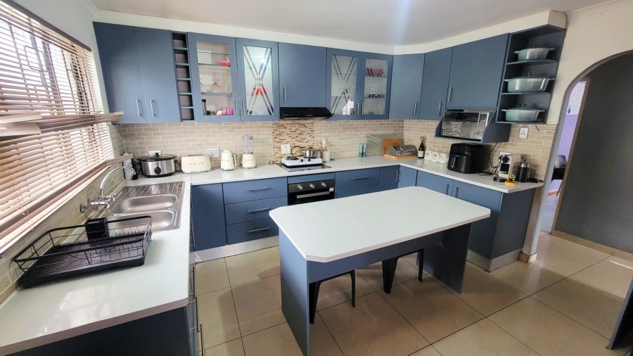 3 Bedroom Property for Sale in Mandalay Western Cape